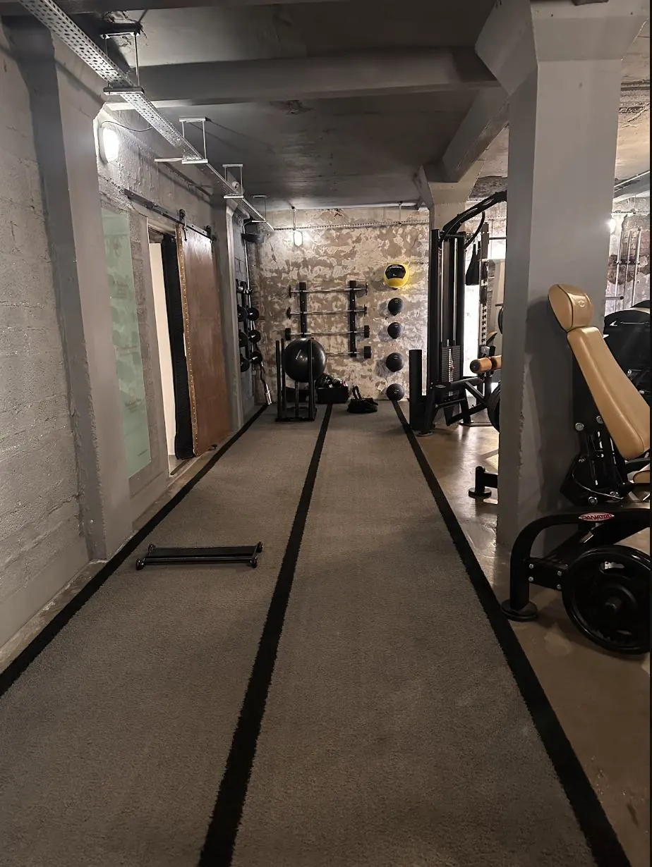 Amor Therapies and State of Change Clinic — The gym floor, kitted out for every kind of session.